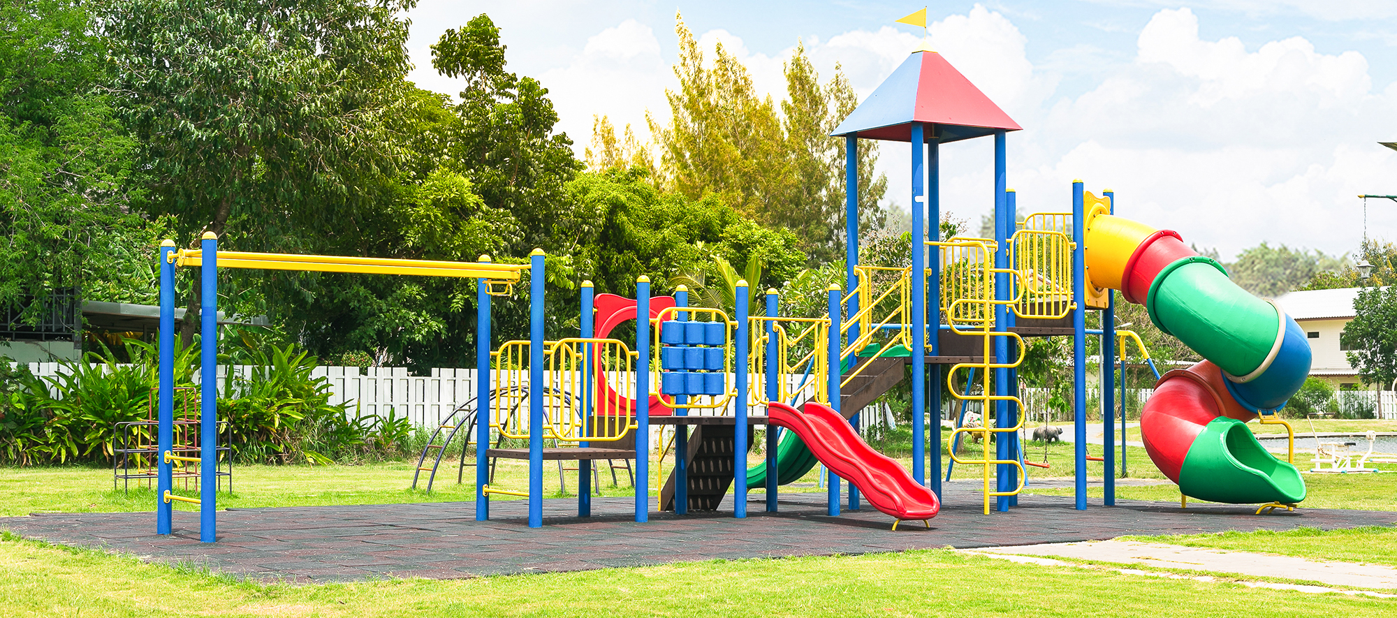 images/PLAYGROUND_CLEANING_AND_DISINFECTING2.jpg